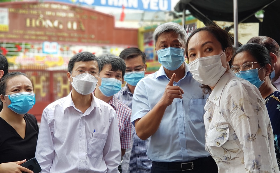 F1 âm tính, F2 dương tính: Mầm bệnh có thể đã có trong cộng đồng từ lâu - 4 F1 âm tính, F2 dương tính: Mầm bệnh có thể đã có trong cộng đồng từ lâu - 4