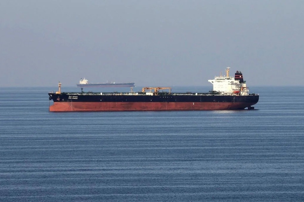 Giá dầu vọt lên kỷ lục sau khi Mỹ ném bom Iran, sắp tới ra sao? - 1 Giá dầu vọt lên kỷ lục sau khi Mỹ ném bom Iran, sắp tới ra sao? - 1