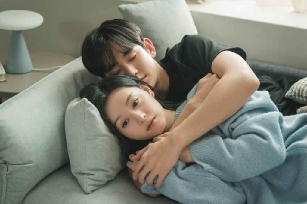 Nữ hoàng nước mắt lập kỷ lục, lăm le ngôi vị phim có lượt xem cao nhất - 1 Nữ hoàng nước mắt lập kỷ lục, lăm le ngôi vị phim có lượt xem cao nhất - 1