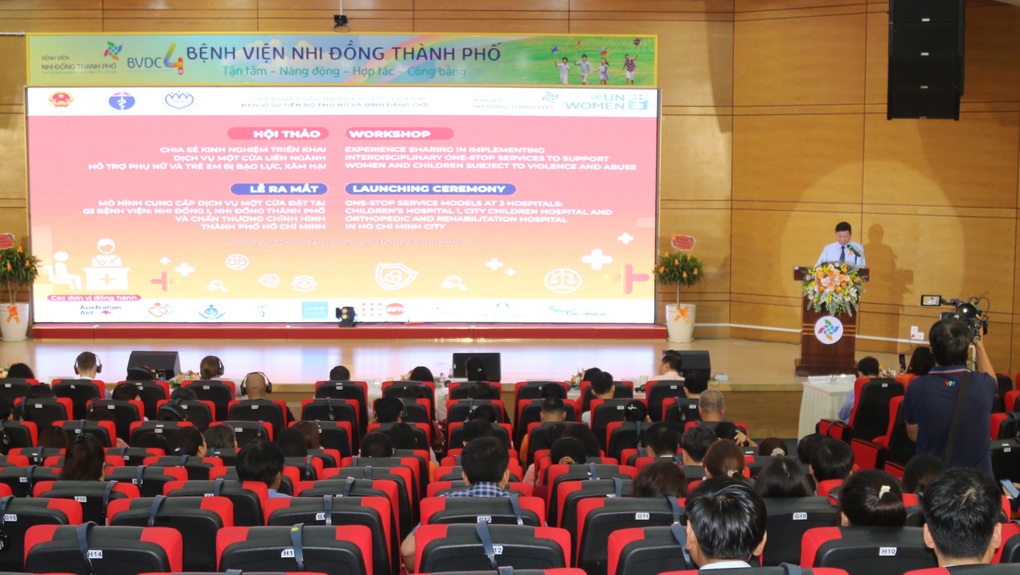 TPHCM ra mắt 3 mô hình hỗ trợ phụ nữ, trẻ em bị bạo lực, xâm hại - 1 TPHCM ra mắt 3 mô hình hỗ trợ phụ nữ, trẻ em bị bạo lực, xâm hại - 1