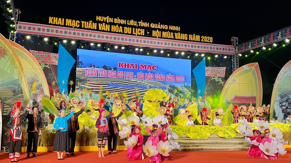 Rộn ràng Tuần Văn hóa - Du lịch và lễ khai Hội Mùa vàng Bình Liêu 2020 - 2 Rộn ràng Tuần Văn hóa - Du lịch và lễ khai Hội Mùa vàng Bình Liêu 2020 - 2