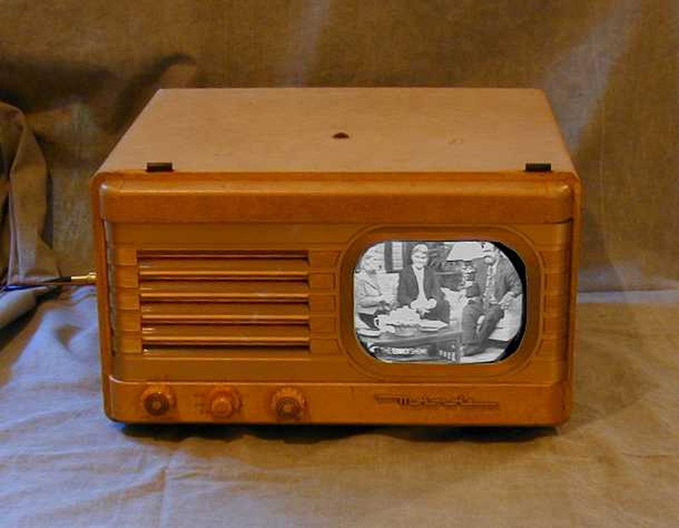 TV đã tiến hoá thế nào trong gần một thế kỷ qua? - 11 TV đã tiến hoá thế nào trong gần một thế kỷ qua? - 11