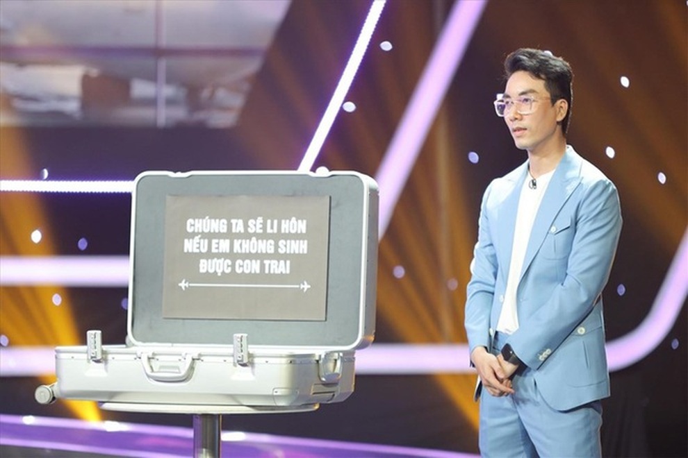 Bí thư Huế lên tiếng vụ chàng trai nói vợ không sinh con trai sẽ ly hôn - 1 Bí thư Huế lên tiếng vụ chàng trai nói vợ không sinh con trai sẽ ly hôn - 1
