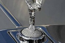 200.000 USD cho món đồ trang trí Rolls-Royce 