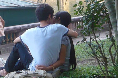 Teen ngừa thai bằng việc… nghe lỏm