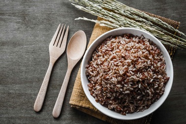 Ăn gạo lứt muối mè chữa ung thư: Nhận định từ chính cộng đồng thực dưỡng