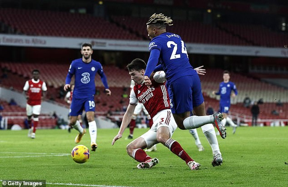 Thua sốc Arsenal, HLV Lampard giận học trò tím mặt vì quá lười chạy - 1 Thua sốc Arsenal, HLV Lampard giận học trò tím mặt vì quá lười chạy - 1