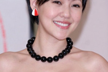 Từ Hi Đệ bị chỉ trích vì những hành động phản cảm