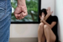 Vì lý do khó nói, tôi bị chồng đánh suốt 20 năm vẫn không dám ly hôn