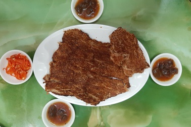 Ứa nước miếng thưởng thức trâu khô ngon trứ danh ở Sóc Trăng