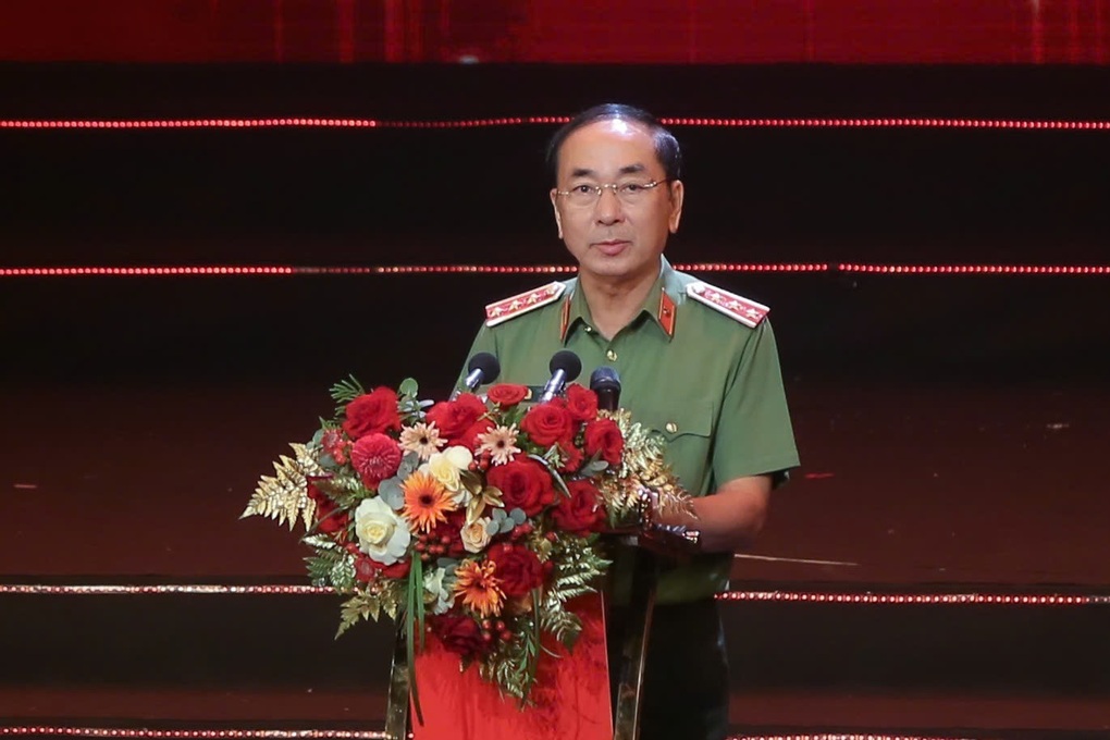 Bộ Công an trao giải báo chí Vì An ninh Tổ quốc và bình yên cuộc sống - 1 Bộ Công an trao giải báo chí Vì An ninh Tổ quốc và bình yên cuộc sống - 1