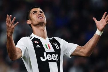 Sốc khi vụ kiện C.Ronaldo hiếp dâm có thể kéo dài đến hai năm