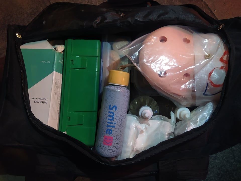 Câu chuyện lời xin lỗi không muộn màng của người làm sơ cứu tình nguyện - 3