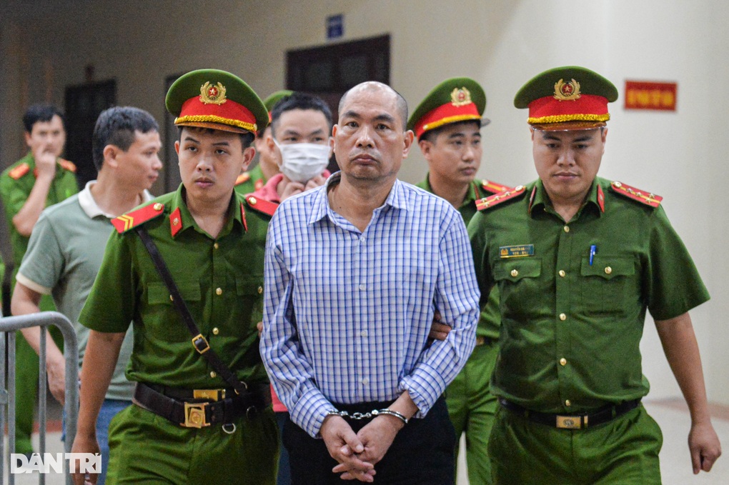 Cựu Bộ trưởng Y tế Nguyễn Thanh Long: Đây là bài học vô cùng đau xót - 2 Cựu Bộ trưởng Y tế Nguyễn Thanh Long: Đây là bài học vô cùng đau xót - 2