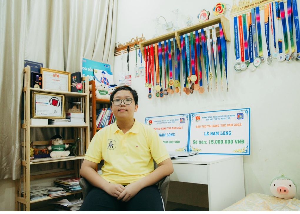 Siêu nhân lớp 7 là Công dân trẻ tiêu biểu TPHCM nhỏ tuổi nhất - 2 Siêu nhân lớp 7 là Công dân trẻ tiêu biểu TPHCM nhỏ tuổi nhất - 2