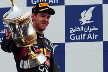 Vettel đăng quang tại Bahrain Grand Prix.