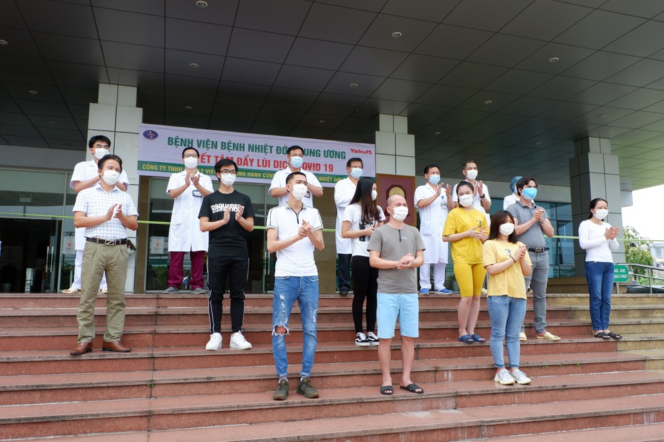 Các ca Covid-19 tái dương tính ở Việt Nam: Chỉ là xác virus, không lây lan! - 2 Các ca Covid-19 tái dương tính ở Việt Nam: Chỉ là xác virus, không lây lan! - 2