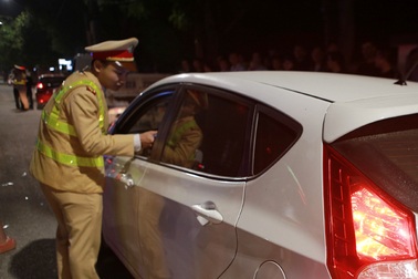 Không chấp hành yêu cầu kiểm tra ma túy, tài xế bị phạt 35 triệu đồng