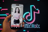 Quảng cáo bán dâm tràn lan trên TikTok