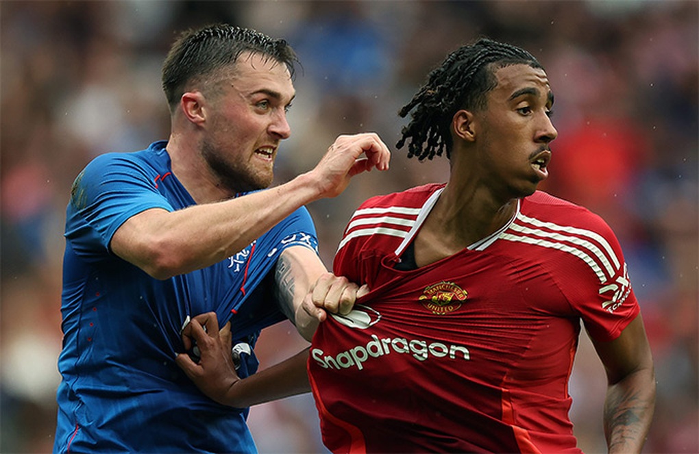 Man Utd trả giá đắt sau khi giành vé đi tiếp ở Europa League - 2 Man Utd trả giá đắt sau khi giành vé đi tiếp ở Europa League - 2