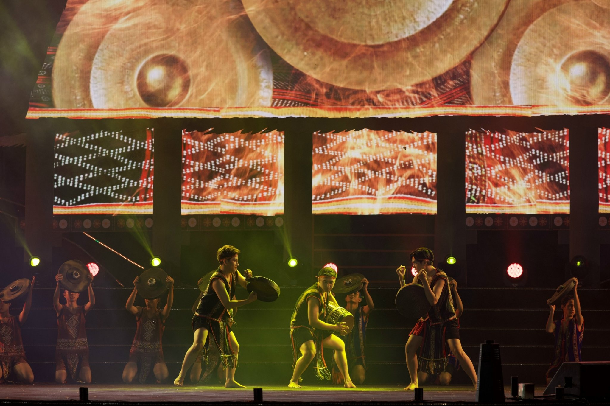Sorotan festival budaya dan olahraga etnis minoritas di daerah pegunungan Quang Nam - 3 Đặc sắc ngày hội văn hóa thể thao các dân tộc miền núi Quảng Nam - 3