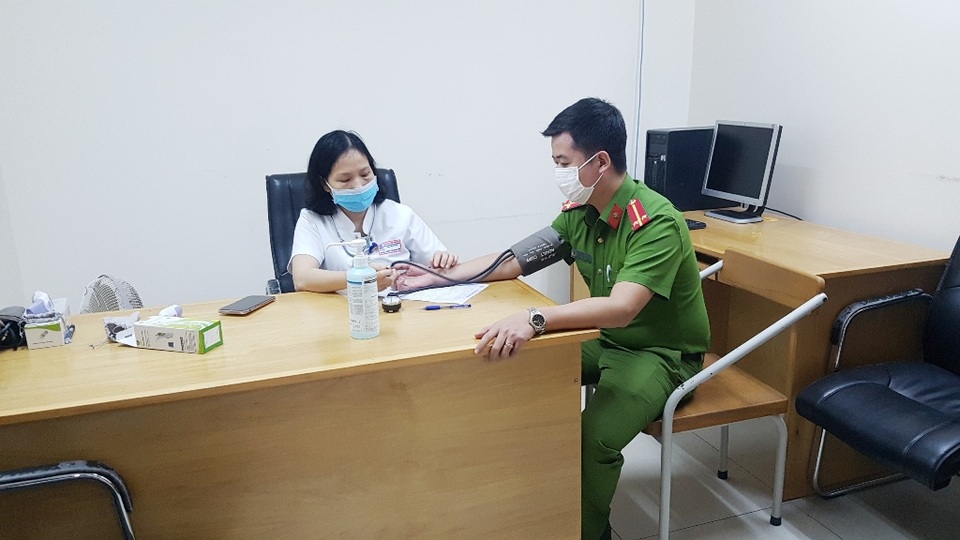 Tiếp nhận thêm nhiều đơn vị máu quý giá giữa mùa dịch corona - 3