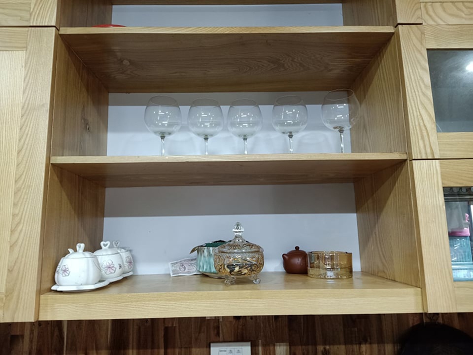 Độc đáo ngôi nhà làm bằng container giữa trung tâm phố thị  - 16