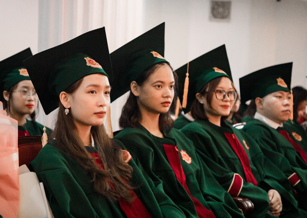 Xin đừng phân biệt đối xử trong lễ tốt nghiệp đại học - 1