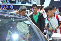 Giảm 50% phí trước bạ ô tô, hỗ trợ doanh nghiệp bị tổn thương đặc biệt!