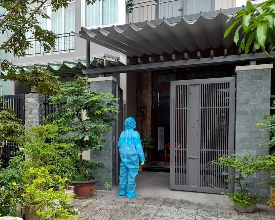 Sinh viên chi viện tâm dịch: 1 ngày gõ cửa 400 nhà để truy vết - 4 Sinh viên chi viện tâm dịch: 1 ngày gõ cửa 400 nhà để truy vết - 4