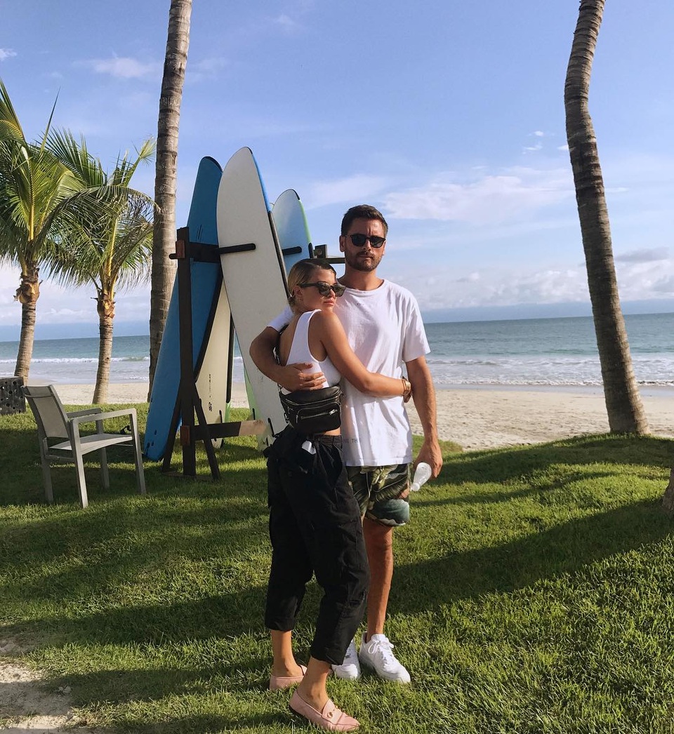 Sofia Richie: Chìm trong danh tiếng của cha, chỉ thu hút vì chuyện tình ái - 9 Sofia Richie: Chìm trong danh tiếng của cha, chỉ thu hút vì chuyện tình ái - 9