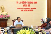 Trăn trở của Bộ trưởng LĐ-TB&XH khi người lao động rút bảo hiểm một lần