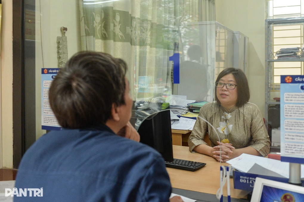 Những ngày đầu Hà Nội thực hiện số hóa 100% thủ tục hành chính - 3 Những ngày đầu Hà Nội thực hiện số hóa 100% thủ tục hành chính - 3