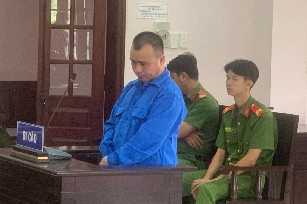 Dùng búa đánh cha tử vong, nghịch tử lĩnh 20 năm tù - 1 Dùng búa đánh cha tử vong, nghịch tử lĩnh 20 năm tù - 1