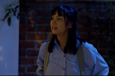 "Đi giữa trời rực rỡ" tập 25: Chải bán xúc xích, Pu gặp nguy hiểm