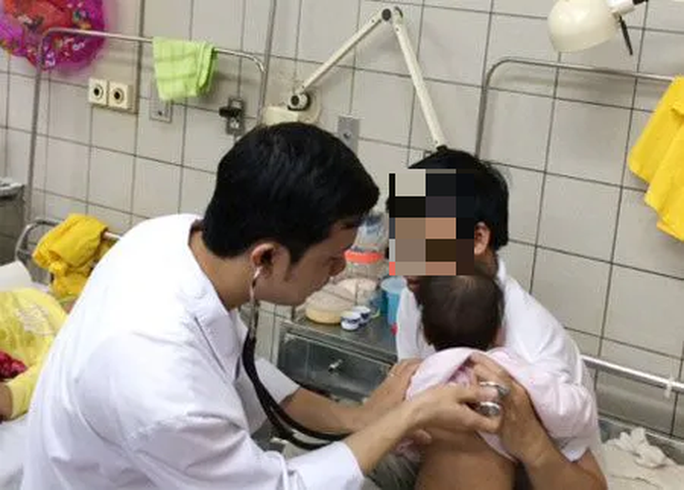Bác sĩ kêu trời vì thói quen lạm dụng kháng sinh của nhiều người Việt - 1 Bác sĩ kêu trời vì thói quen lạm dụng kháng sinh của nhiều người Việt - 1
