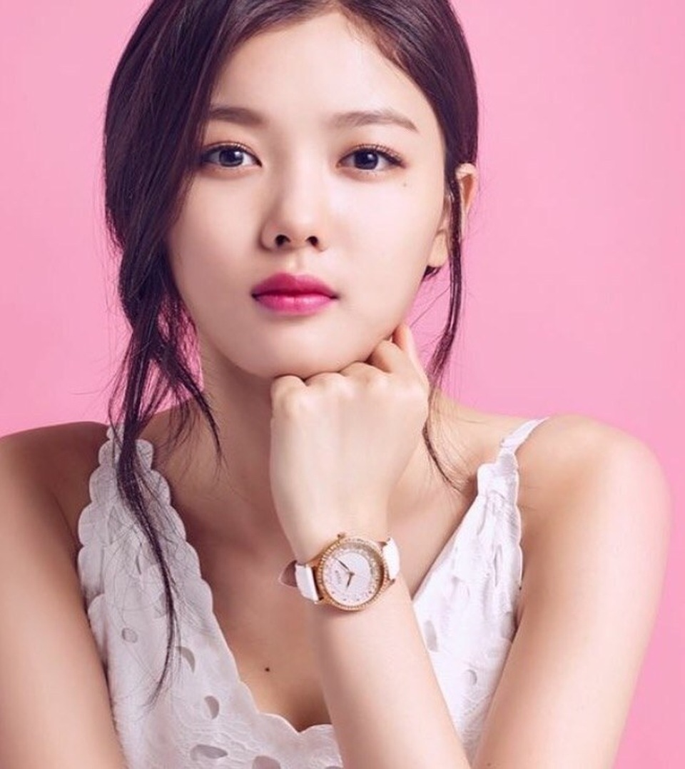 “Em gái quốc dân” Kim Yoo Jung “lột xác” ngoạn mục ở tuổi 21 - 31 “Em gái quốc dân” Kim Yoo Jung “lột xác” ngoạn mục ở tuổi 21 - 31