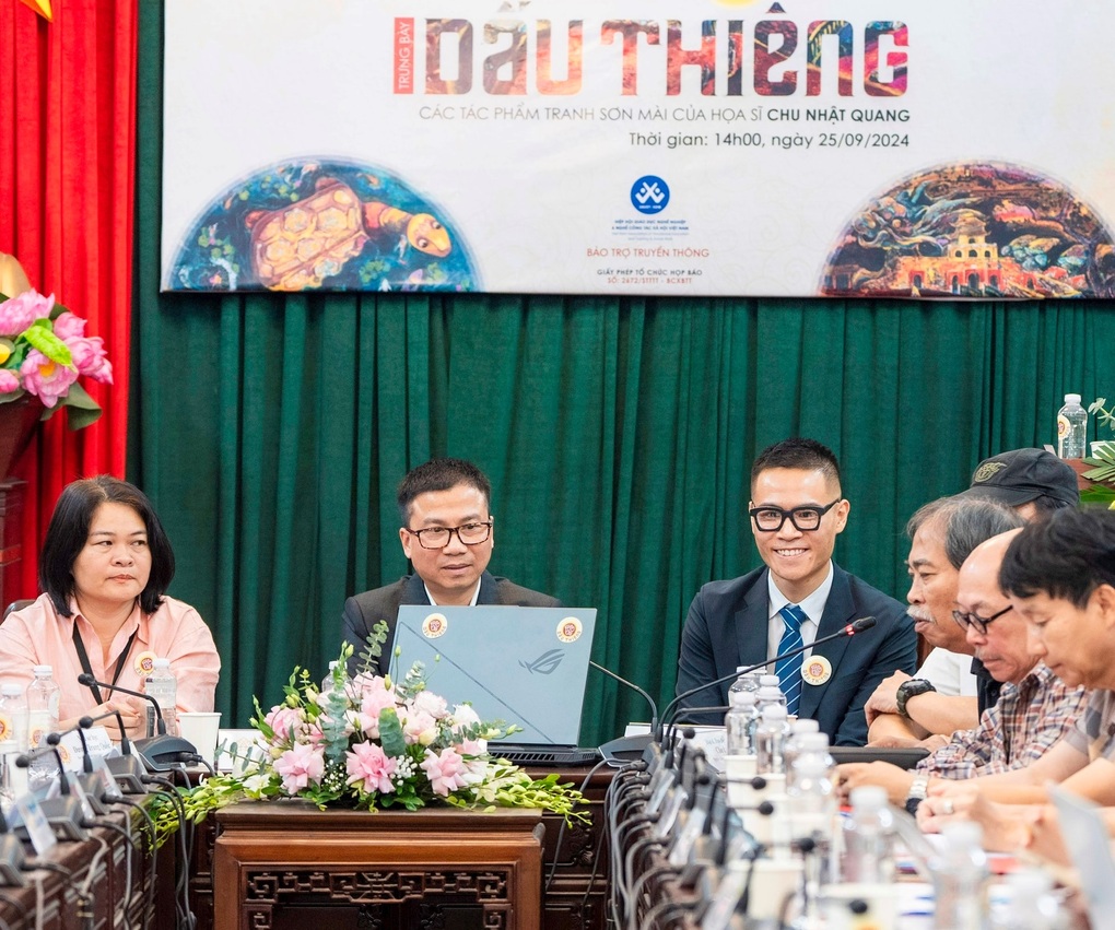 52 tác phẩm sơn mài tôn vinh di sản, phong cảnh Việt Nam của Chu Nhật Quang - 1 52 tác phẩm sơn mài tôn vinh di sản, phong cảnh Việt Nam của Chu Nhật Quang - 1