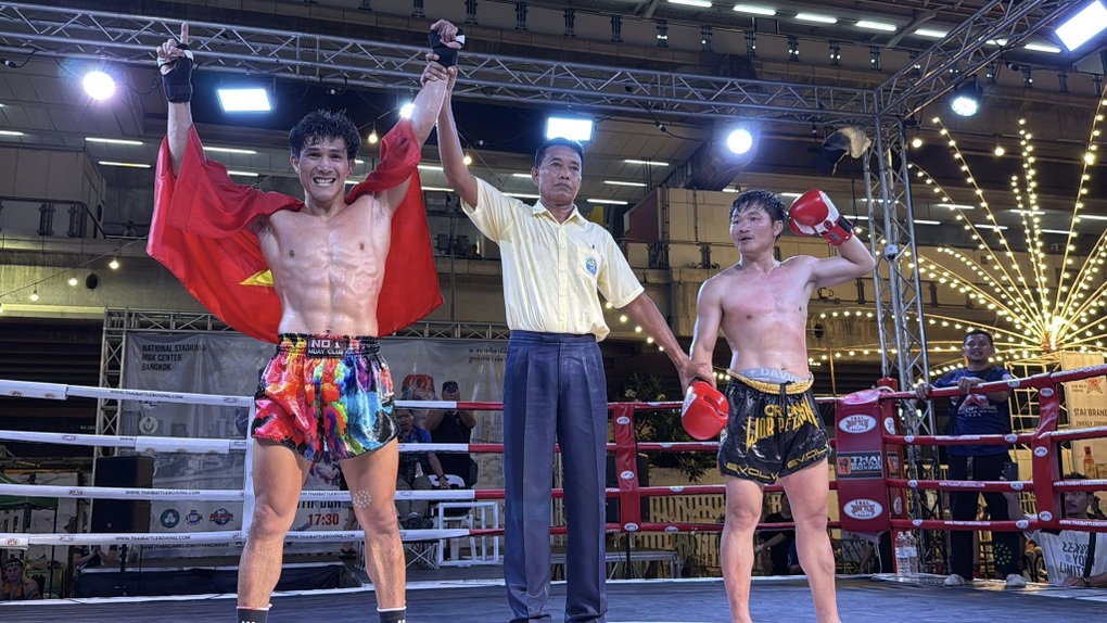The undefeated Duy Nhat defeated 2 opponents, excellently won the gold medal in Thailand - 1 Độc cô cầu bại Duy Nhất thắng 2 đối thủ, xuất sắc giành HCV trên đất Thái - 1