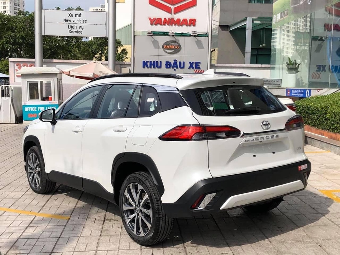 Loạt ô tô trong tầm giá 700 triệu đồng, thêm mẫu xe mới về Việt Nam - 12 Loạt ô tô trong tầm giá 700 triệu đồng, thêm mẫu xe mới về Việt Nam - 12