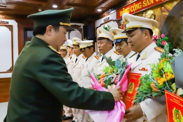 68 cán bộ công an xin nghỉ hưu trước tuổi