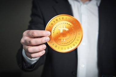 Mua bán Bitcoin ở Việt Nam có vi phạm luật không?