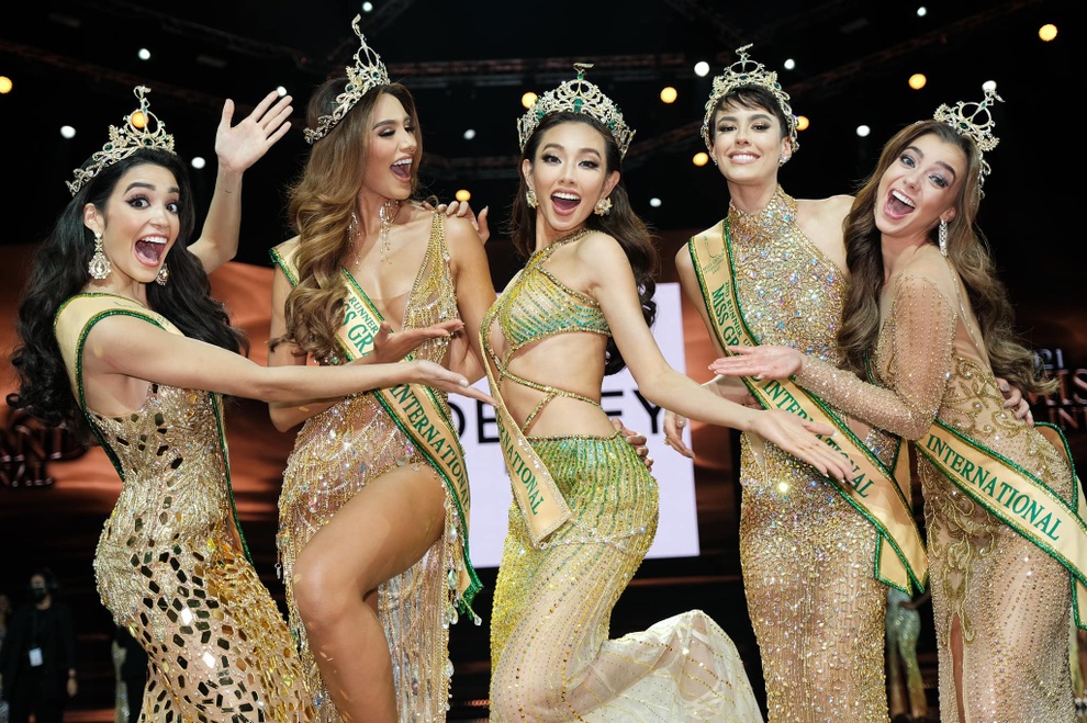 Tân Hoa hậu Hòa bình Thế giới Thùy Tiên nói gì sau khi đăng quang? - 3 Tân Hoa hậu Hòa bình Thế giới Thùy Tiên nói gì sau khi đăng quang? - 3