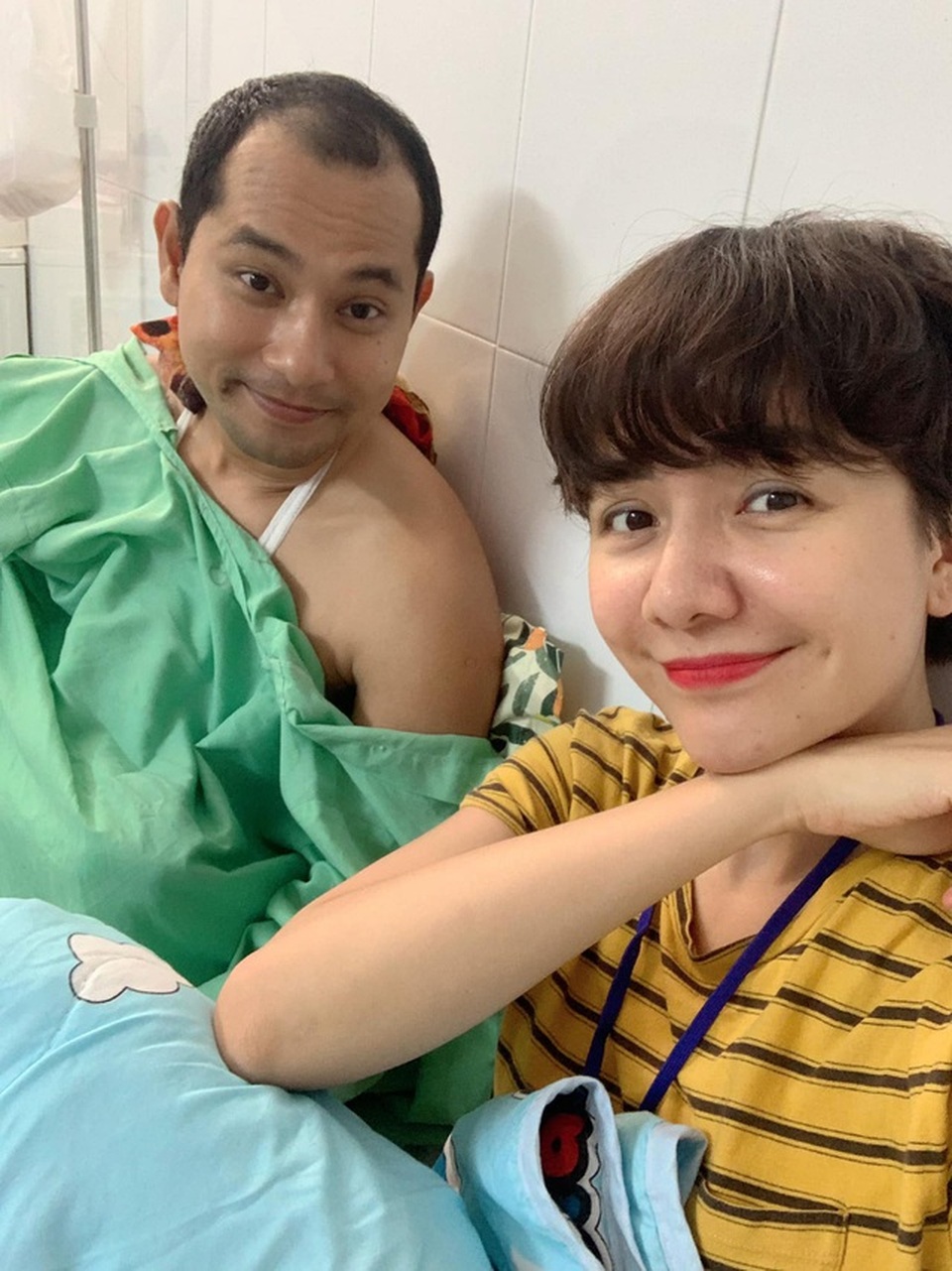 Nghệ sĩ nhận chỉ trích, gạch đá oan uổng vì Covid-19 - 11 Nghệ sĩ nhận chỉ trích, gạch đá oan uổng vì Covid-19 - 11