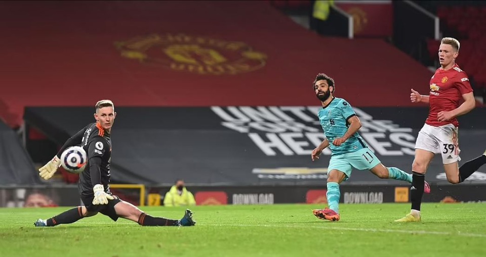 HLV Solskjaer: Man Utd thua vì biếu cho Liverpool hai bàn thắng - 3 HLV Solskjaer: Man Utd thua vì biếu cho Liverpool hai bàn thắng - 3