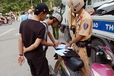 Xe chưa đăng ký, có được tham gia giao thông ?