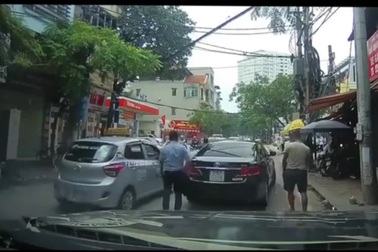 Một cách hành xử nhẹ nhàng khi xảy ra va quẹt giao thông