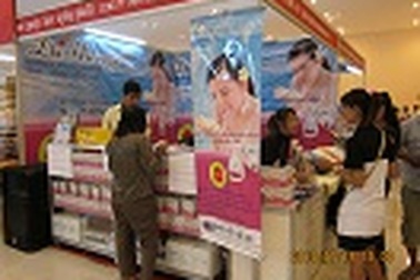 Dạ Hương tiếp tục góp mặt tại Hội chợ hàng Việt Nam chất lượng cao - Campuchia , Tháng 7/2010