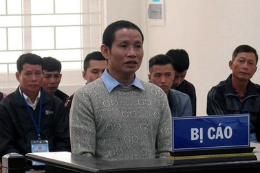 Hà Nội: Phóng hỏa đốt nhà bất thành, con rể lái ô tô đâm bố vợ tử vong