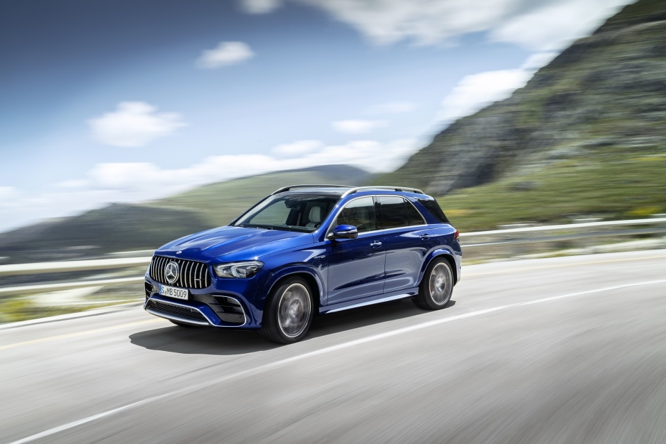 Mercedes-AMG GLE 63 và 63S nghênh chiến BMW X5 M - 22 Mercedes-AMG GLE 63 và 63S nghênh chiến BMW X5 M - 22